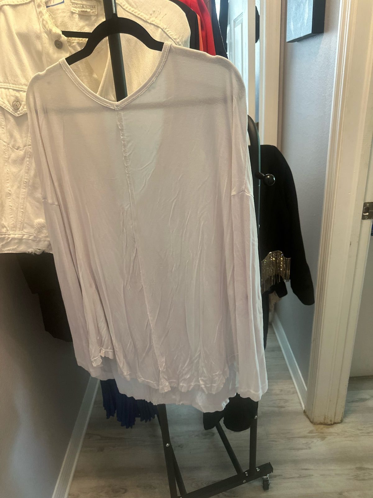 White Long-Sleeved V-Neck Top