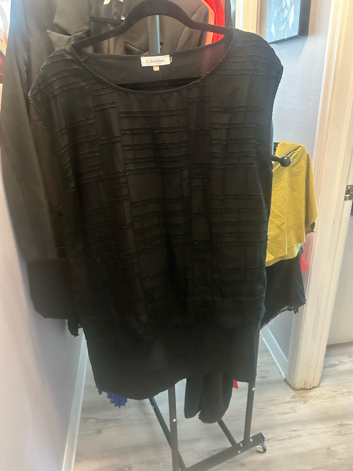 Black Textured Sleeveless Top