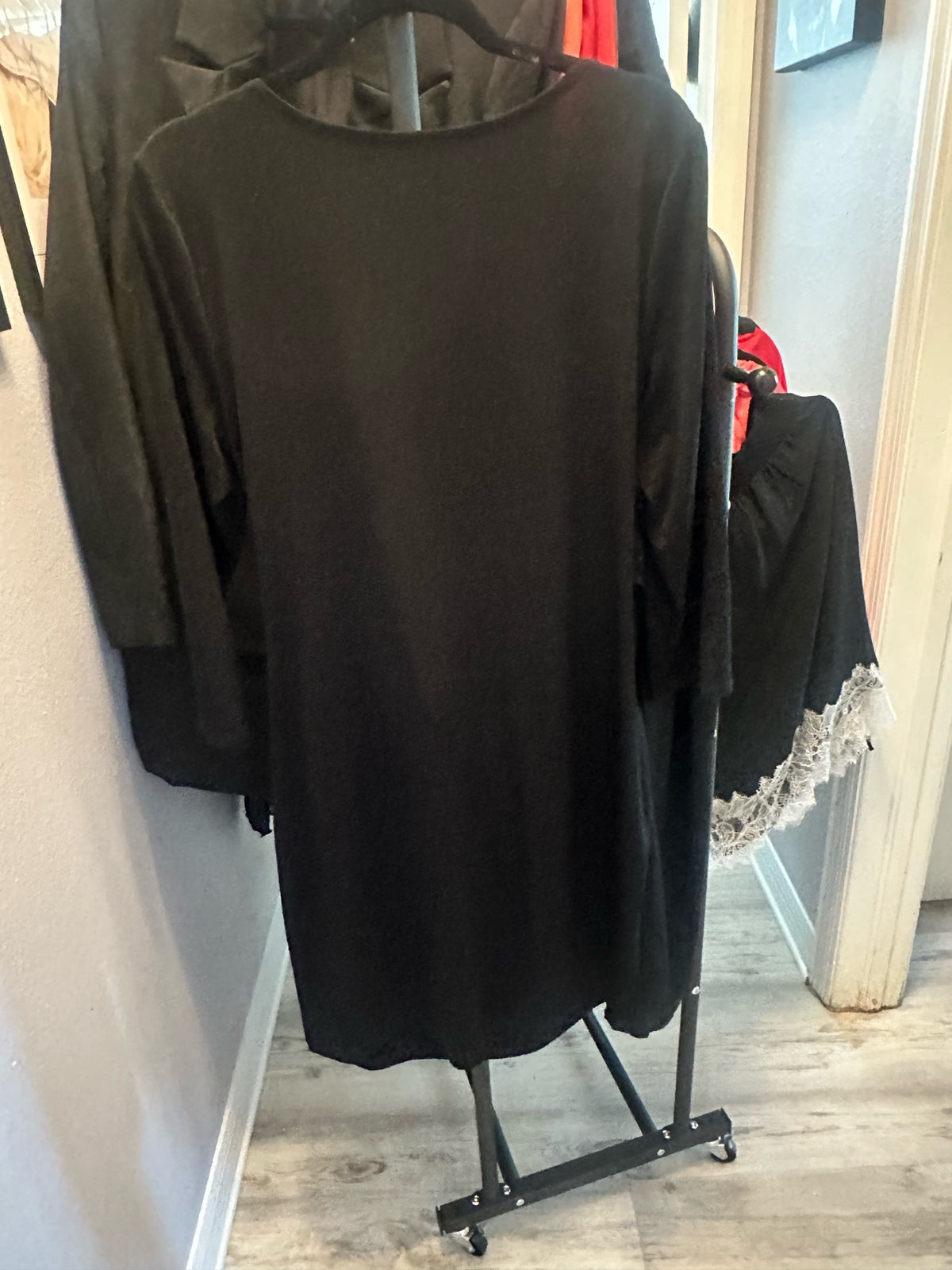 Black Long-Sleeve Shift Dress